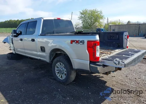 2017 Ford F-250 Xlt из США, поврежденный, VIN 1FT7W2BT4HED52447